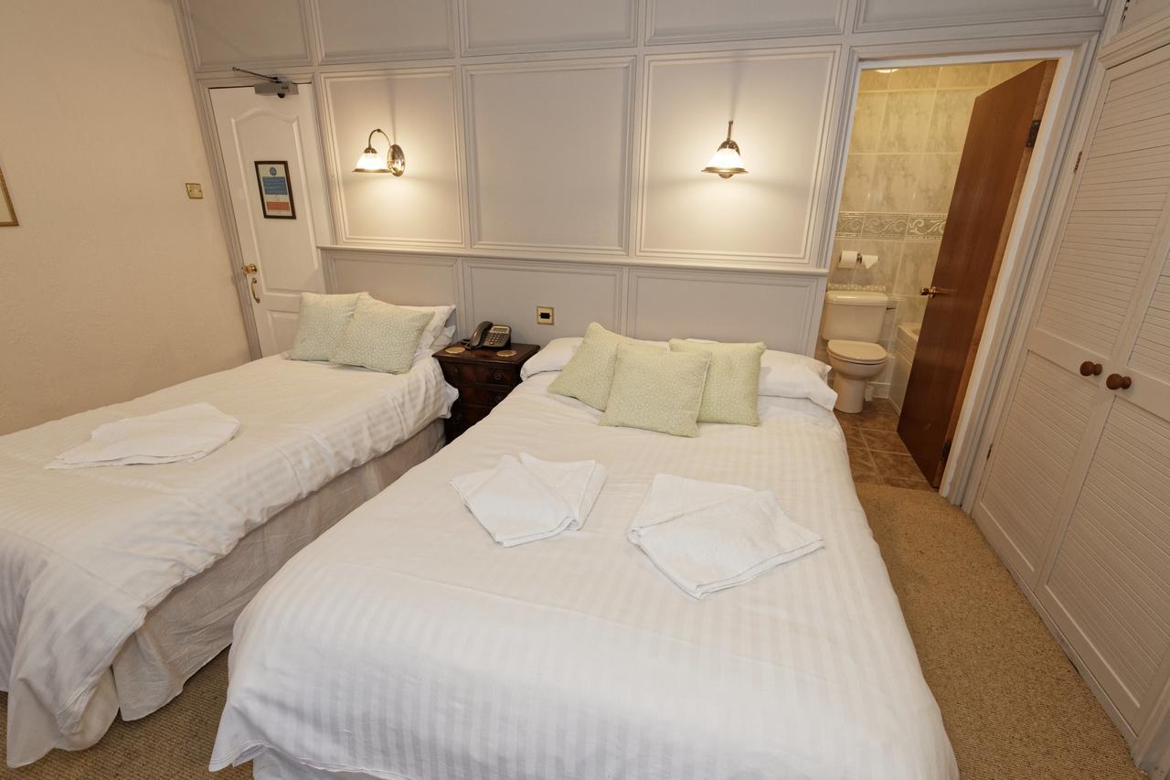 Rams Head Inn Dolton Extérieur photo