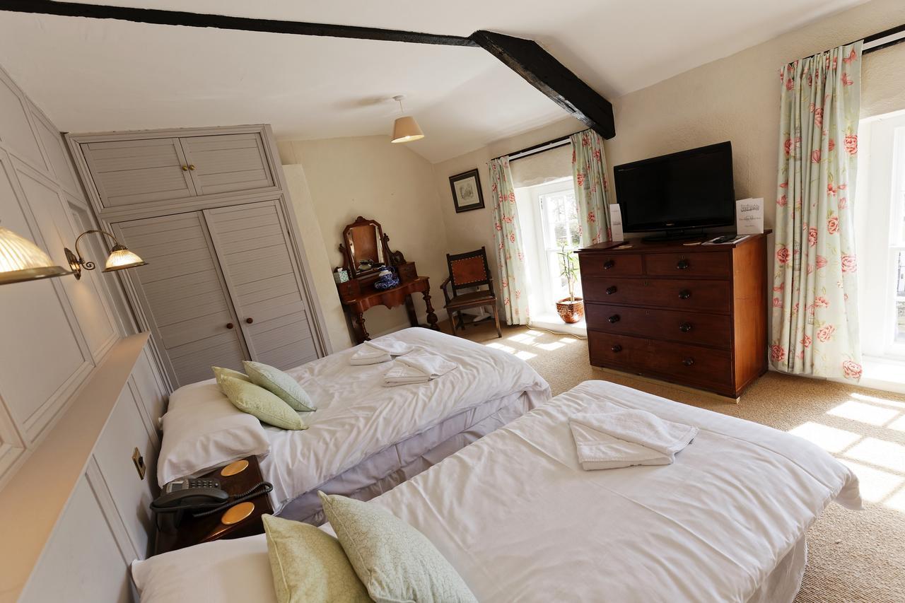 Rams Head Inn Dolton Extérieur photo